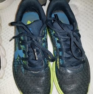 Under Armor shoes